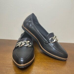 Women's Black Loafers with gold Chain